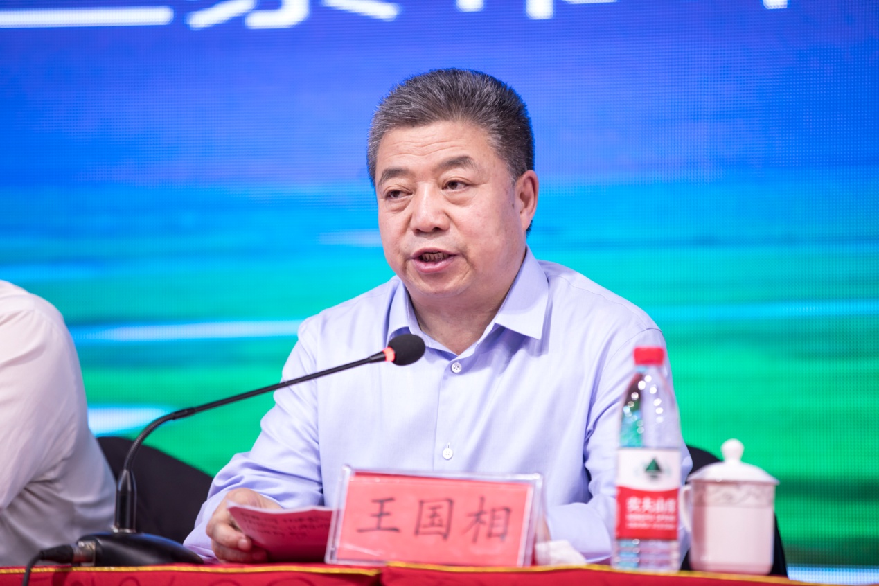 乌兰察布市副市长王国相汇报乌兰察布市及其马铃薯产业发展情况