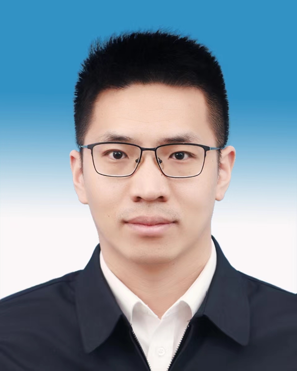 黄亚涛.jpg